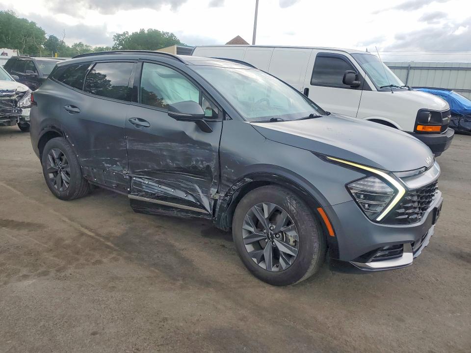 2023 Kia Sportage VIN KNDPXCAG3P7067829 COPART salvage auction — SIDE, Nj - Cert Of Title-Salvage, sold $12,500 on 2026-07-16 (photo 4)