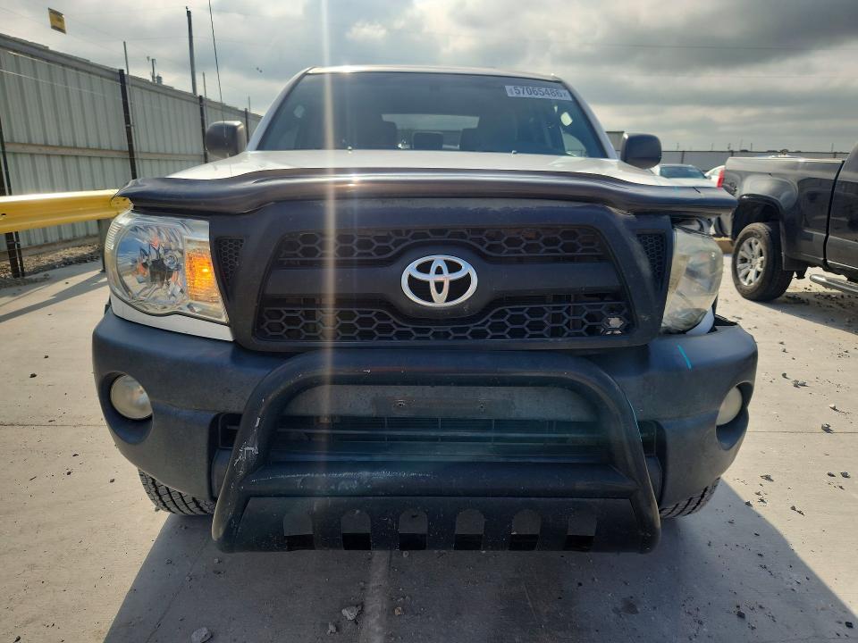2011 Toyota Tacoma VIN 5TFJU4GNXBX005881 COPART salvage auction — FRONT END, Tx - Salvage Vehicle Title, sold $6,100 on 2026-07-31 (photo 5)