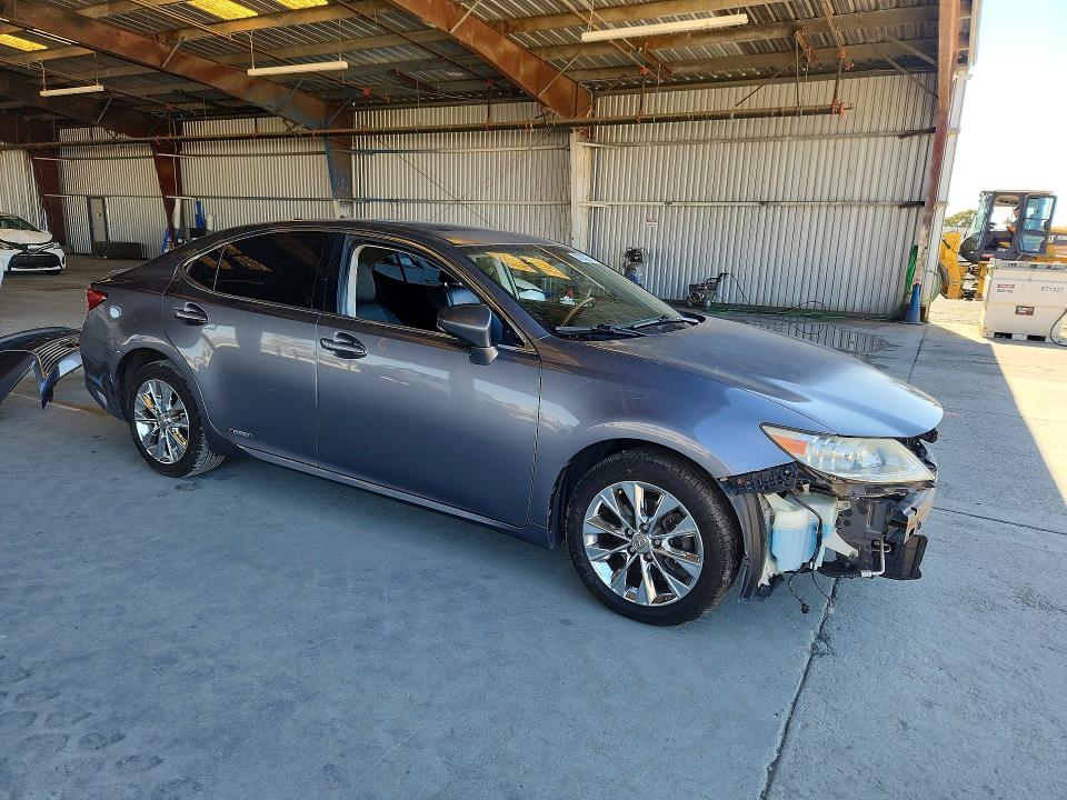 2015 Lexus ES VIN JTHBW1GG3F2089588 COPART salvage auction — FRONT END, Ca - Salvage Certificate, sold $2,400 on 2026-07-20 (photo 4)