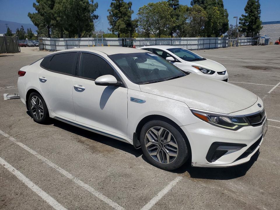 2020 Kia Optima hybrid VIN KNAGU4LE5L5045425 COPART salvage auction — REAR END, CA - DIS/DLR/EXP ONLY CLEAN TITLE (P), sold $10,000 on 2026-07-09 (photo 4)