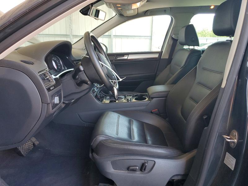 2013 Volkswagen Touareg VIN WVGEF9BP4DD008275 COPART salvage auction — FRONT END, CA - SALVAGE CERTIFICATE, sold $1,300 on 2026-08-17 (photo 7)