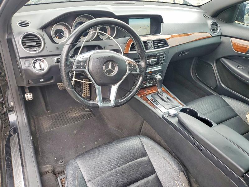 2013 Mercedes-benz C-klasse VIN WDDGJ8JB4DG050073 COPART salvage auction — REAR END, Nj - Cert Of Title-Salvage, sold $225 on 2026-07-29 (photo 8)
