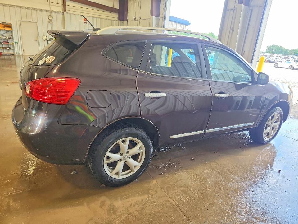2011 Nissan Rogue VIN JN8AS5MVXBW301218 COPART salvage auction — WATER/FLOOD, IL - SALVAGE CERT-FLOOD, sold $375 on 2026-07-27 (photo 3)