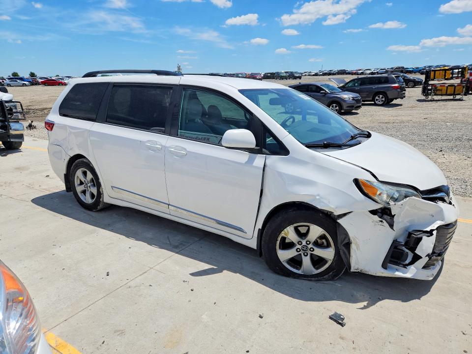 2019 Toyota Sienna VIN 5TDKZ3DCXKS966313 COPART salvage auction — FRONT END, KY - CERT OF TITLE-SALVAGE, sold $5,400 on 2026-07-09 (photo 4)