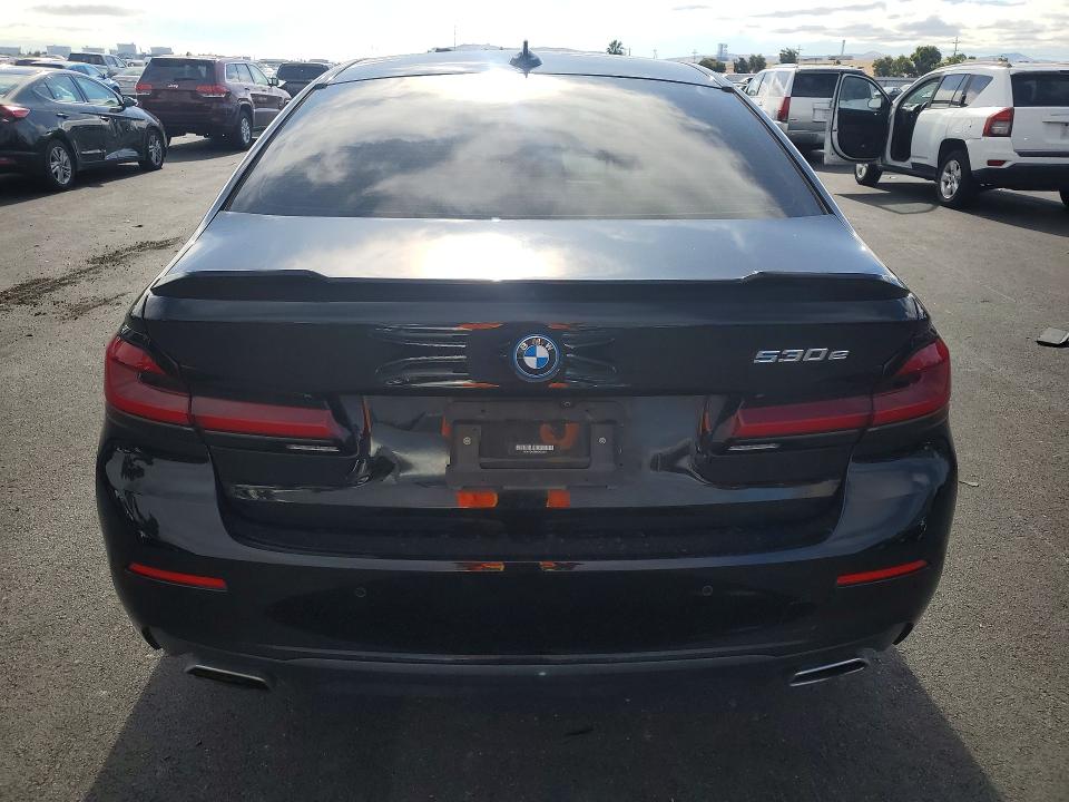 2022 BMW 5 series VIN WBA13AG00NCK20331 COPART salvage auction — UNDERCARRIAGE, CA - SALVAGE CERTIFICATE, sold $15,500 on 2026-07-20 (photo 6)