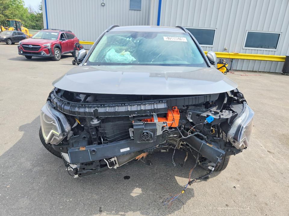 2024 Kia Niro VIN KNDCR3L19R5112143 COPART salvage auction — FRONT END, VA - CERT OF TITLE - SALVAGE, sold $3,250 on 2026-07-06 (photo 5)