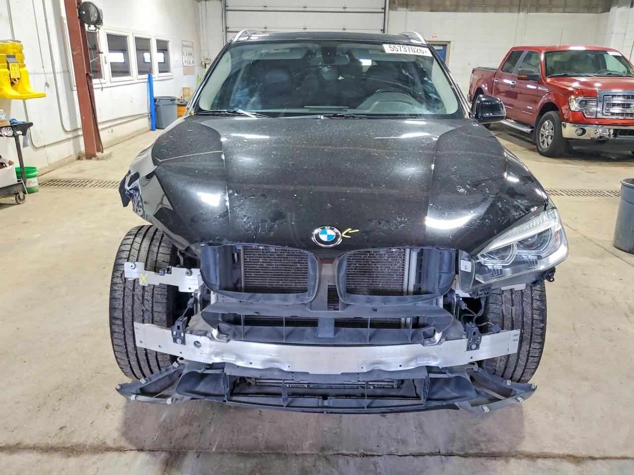 2015 BMW X5 VIN 5UXKR0C59F0P00158 COPART salvage auction — Front End, MN - CERT OF TITLE-SALVAGE, sold $3,250 on 2026-07-09 (photo 5)