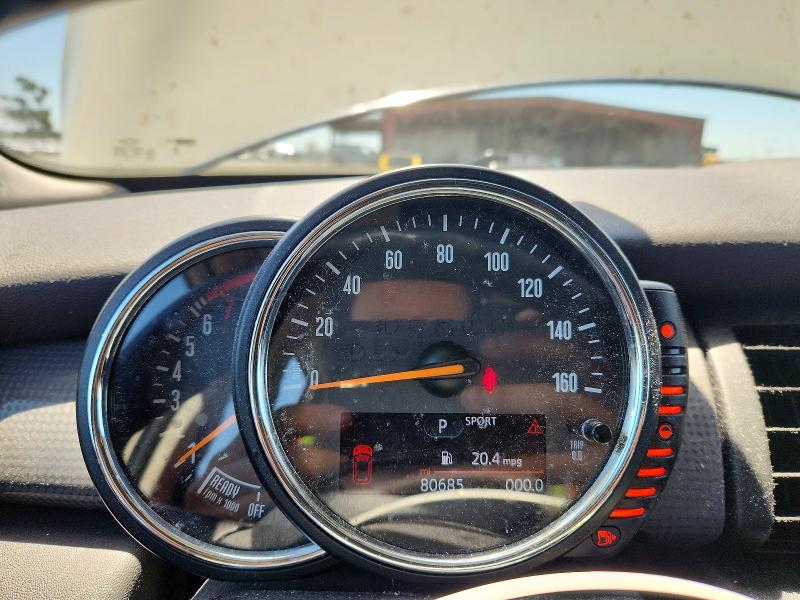 2015 Mini Cooper VIN WMWXS5C51FT829015 COPART salvage auction — VANDALISM, Ca - Salvage Certificate, sold $1,100 on 2026-08-10 (photo 9)