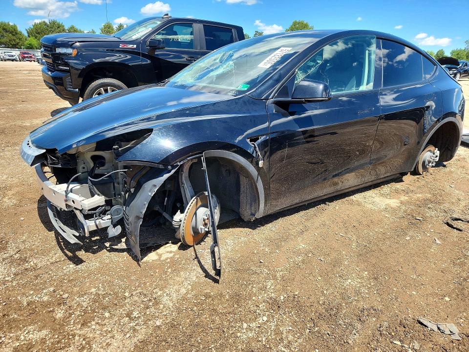 2022 Tesla Model y VIN 7SAYGDEE3NF387455 COPART salvage auction — FRONT END, Md - Cert Of Salvage > 75% Damage, sold $1,050 on 2026-07-28 (photo 1)