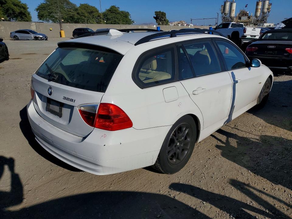 2007 BMW 3 series VIN WBAVS13557FX15132 COPART salvage auction — FRONT END, Ca - Salvage Certificate, sold $425 on 2026-07-24 (photo 3)