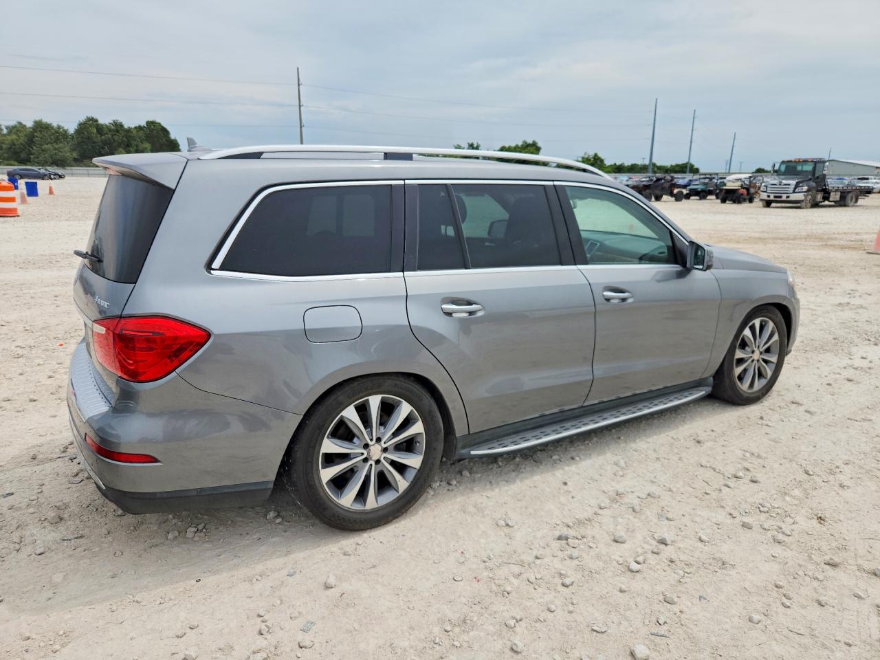 2014 Mercedes-Benz GL-Class VIN 4JGDF7CE3EA284544 COPART salvage auction — Normal Wear, TX - CERTIFICATE OF TITLE, sold $1,450 on 2026-07-09 (photo 3)