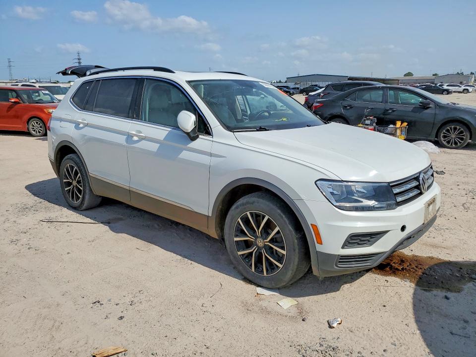 2021 Volkswagen VIN 3VV3B7AX6MM063524 COPART salvage auction — SIDE, Tx - Certificate Of Title, sold $3,500 on 2026-07-31 (photo 4)