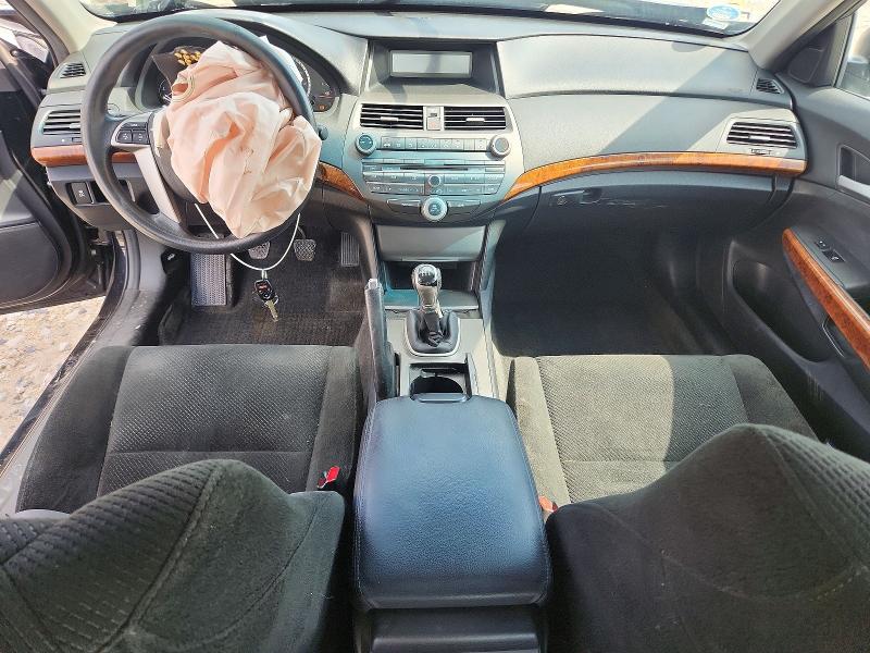 2011 Honda Accord VIN 1HGCP2E76BA085306 COPART salvage auction — FRONT END, Mi - Certificate Of Title, sold $400 on 2026-07-30 (photo 8)