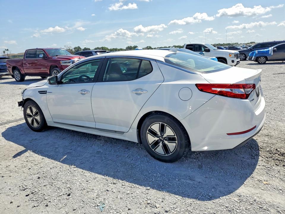 2013 Kia Optima VIN KNAGM4AD5D5060597 COPART salvage auction — FRONT END, Fl - Certificate Of Destruction, sold $600 on 2026-07-10 (photo 2)