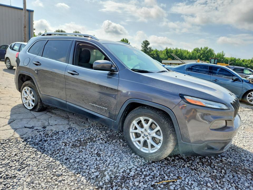 2015 Jeep Cherokee VIN 1C4PJLCB8FW689835 COPART salvage auction — SIDE, Tn - Salvage Certificate, sold $1,200 on 2026-07-09 (photo 4)