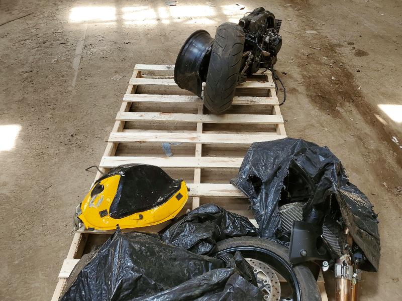 2007 Suzuki Gsx-r1000 VIN JS1GT77A372100535 COPART salvage auction — ALL OVER, ON - BILL OF SALE - PARTS ONLY, sold $125 on 2026-07-14 (photo 6)