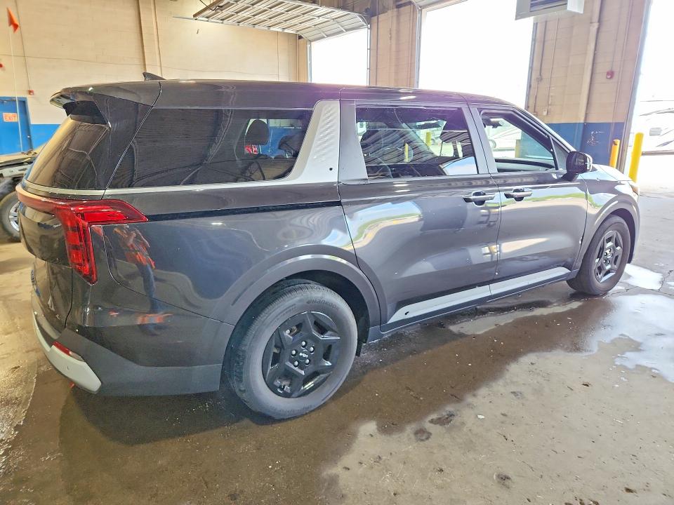 2026 Kia Carnival VIN KNDNB5K36T6586712 COPART salvage auction — VANDALISM, FL - CERTIFICATE OF TITLE, sold $18,000 on 2026-07-08 (photo 3)