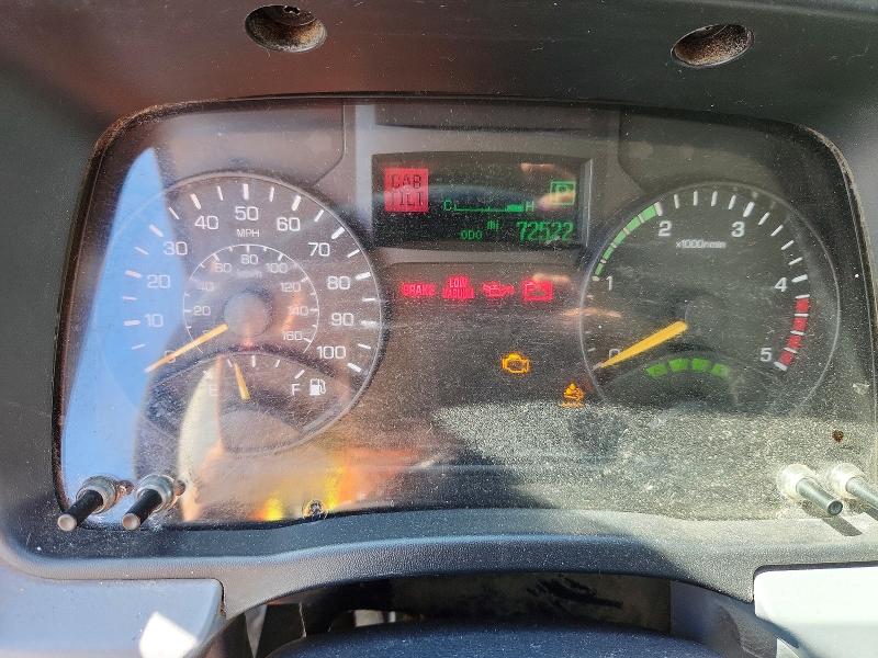 2015 Mitsubishi Fuso VIN JL6BNH1A2FK016821 COPART salvage auction — MINOR DENT/SCRATCHES, In - Certificate Of Title (P), sold $8,800 on 2026-07-27 (photo 9)