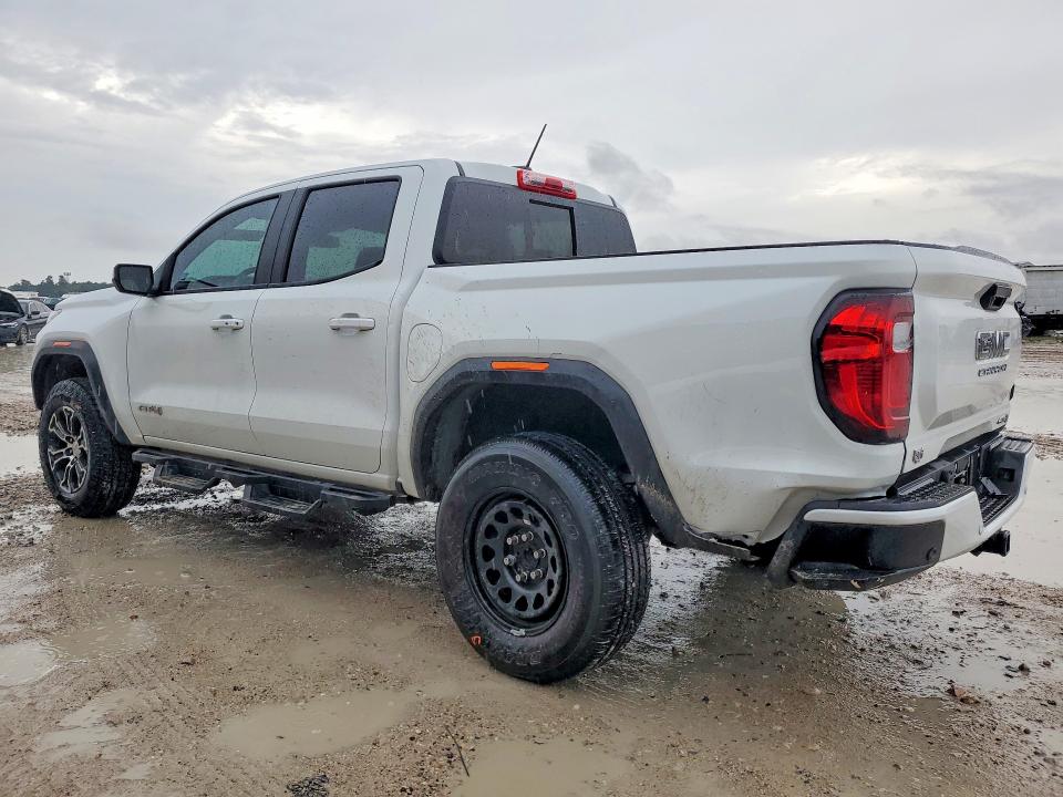 2025 Gmc Canyon VIN 1GTP2DEK7S1117226 COPART salvage auction — SIDE, Tx - Salvage Vehicle Title, sold $22,899 on 2026-07-26 (photo 2)