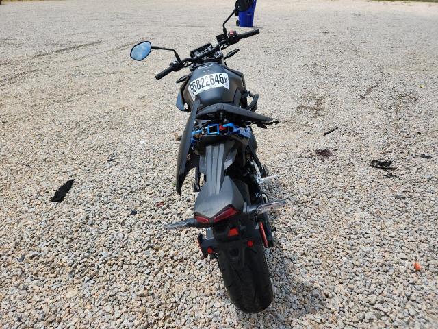 2024 Suzuki Gsx800 r VIN JS1EM11B0R7101442 COPART salvage auction — ALL OVER, AL - CERT OF TITLE-SALVAGE TITLE, sold $550 on 2026-07-09 (photo 4)