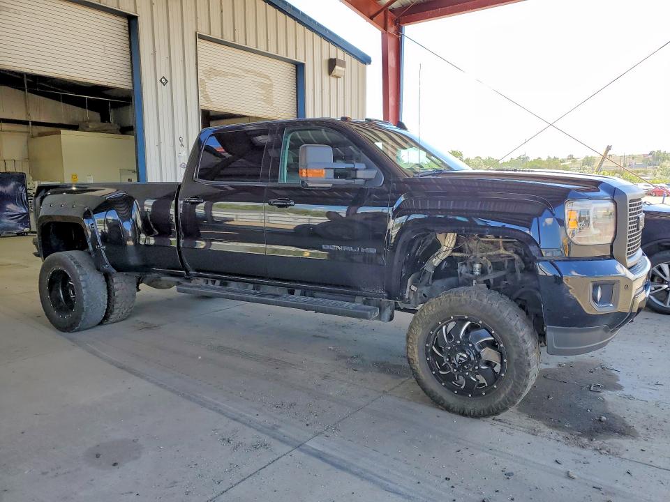 2016 Gmc VIN 1GT42YE84GF155134 COPART salvage auction — MINOR DENT/SCRATCHES, Va - Certificate Of Title (P), sold $19,900 on 2026-07-29 (photo 4)