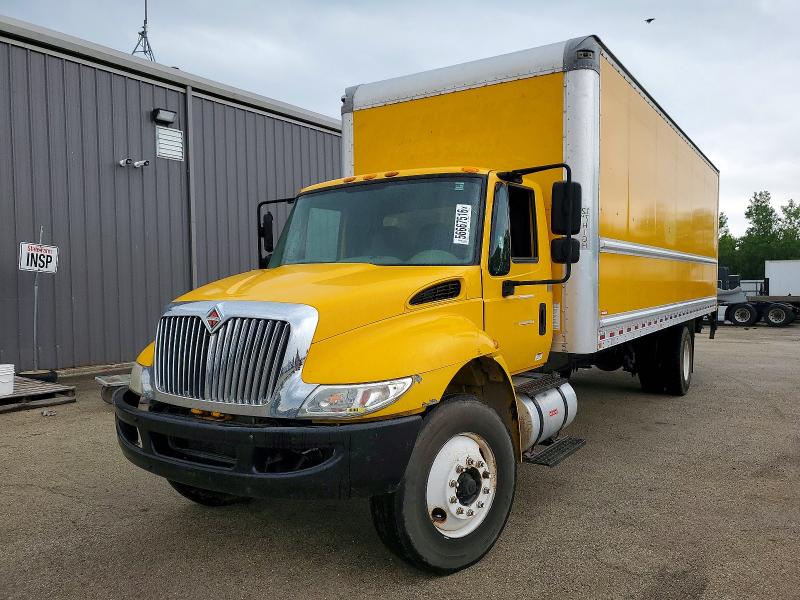 2018 International 4000 series VIN 1HTMMMML0JH207365 COPART salvage auction — NORMAL WEAR, IL - CERTIFICATE OF TITLE, sold $8,900 on 2026-07-08 (photo 2)