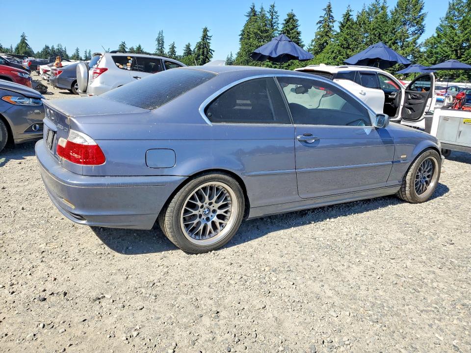 2003 BMW 3 series VIN WBABN73463PJ16216 COPART salvage auction — FRONT END, WA - VEHICLE CERT OF OWNERSHIP-TITL, sold $575 on 2026-08-11 (photo 3)