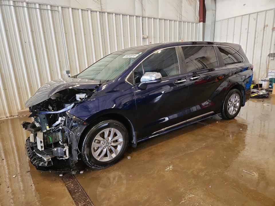 2024 Toyota Sienna VIN 5TDYSKFC9RS139502 — COPART salvage auction photo