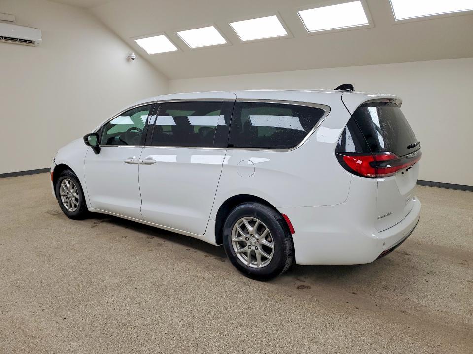2026 Chrysler Pacifica VIN 2C4RC1BG9TR180104 COPART salvage auction — FRONT END, Tn - Certificate Of Title (P), sold $12,200 on 2026-08-19 (photo 2)