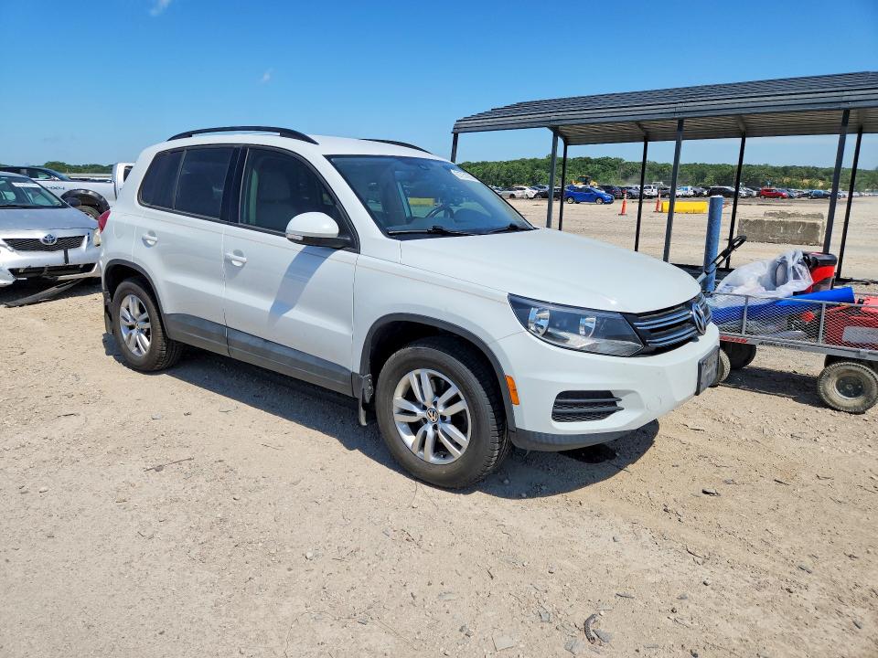 2017 Volkswagen VIN WVGAV7AX5HK026552 COPART salvage auction — HAIL, Mo - Dealer Only Clean Title, sold $1,500 on 2026-07-14 (photo 4)