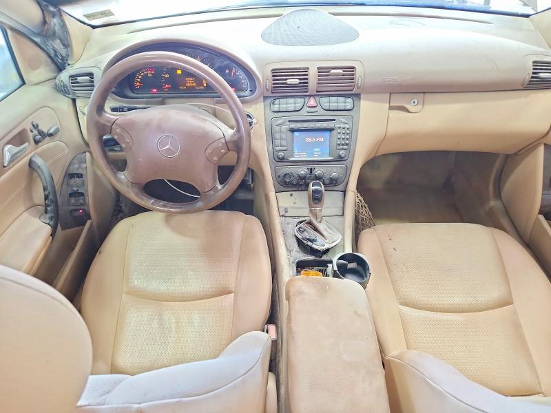 2004 Mercedes-benz C-klasse VIN WDBRF61J14A585508 COPART salvage auction — Burn Interior, Va - Cert Of Title - Salvage, sold $325 on 2026-07-17 (photo 8)