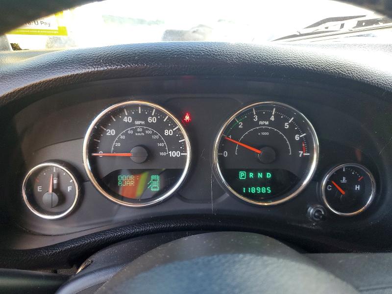 2014 Jeep Wrangler unlimited VIN 1C4BJWDG1EL276774 COPART salvage auction — MINOR DENT/SCRATCHES, Mi - Cert Of Title-Rebuilt Salvage, sold $6,800 on 2026-07-02 (photo 9)