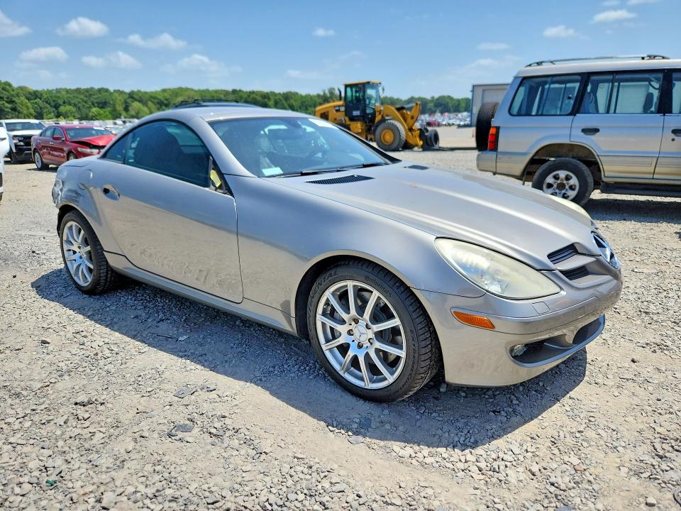 2005 Mercedes-benz Slk-klasse VIN WDBWK56FX5F040702 COPART salvage auction — REAR END, Ar - Cert Of Title-Salvage, sold $100 on 2026-07-22 (photo 4)