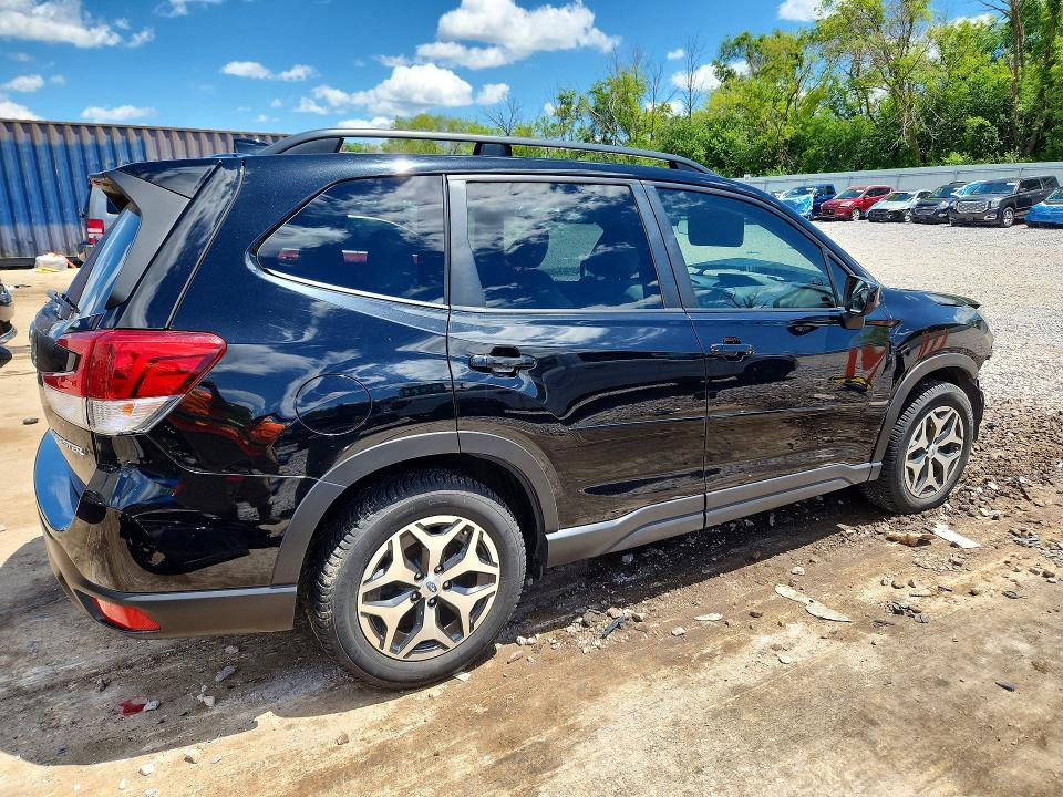 2021 Subaru Forester VIN JF2SKAJC5MH507647 COPART salvage auction — FRONT END, Wi - Cert Of Title-Salvage Vehicle, sold $3,050 on 2026-07-27 (photo 3)