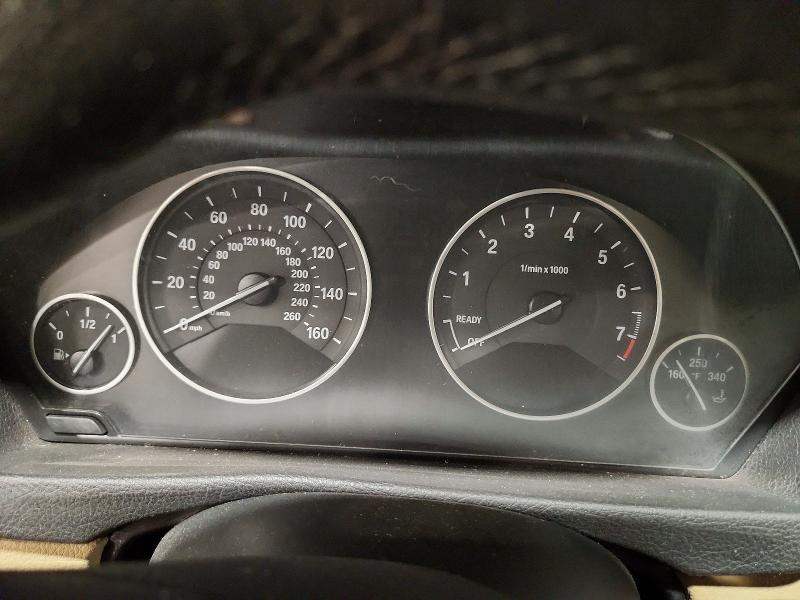 2015 BMW 3er VIN WBA3B5C58FF960570 COPART salvage auction — FRONT END, Pa - Certificate Of Salvage, sold $500 on 2026-07-17 (photo 9)