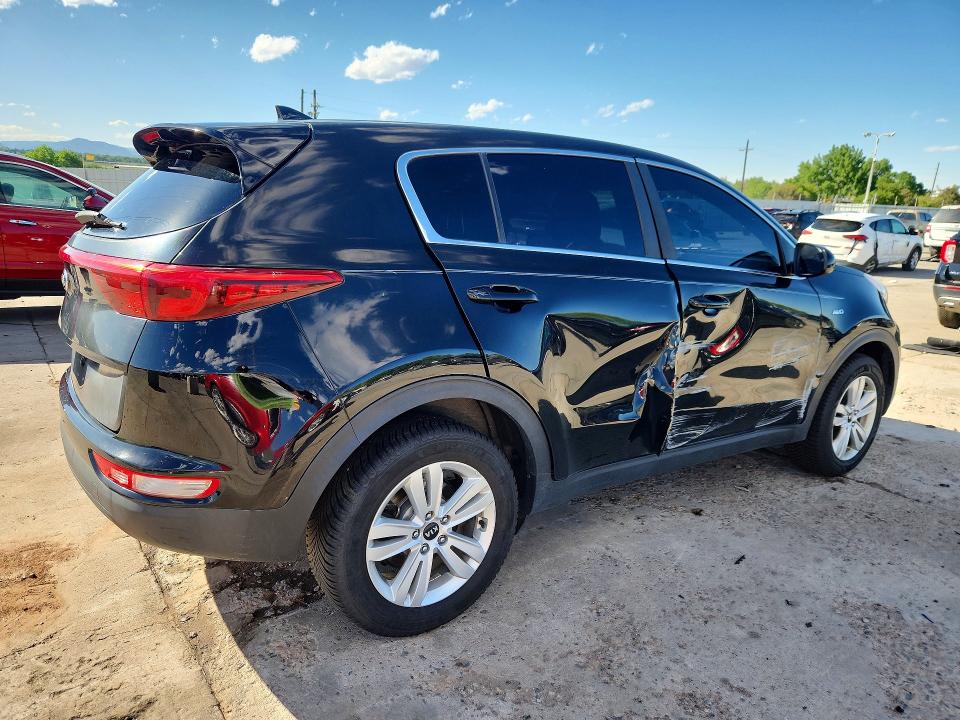 2017 Kia Sportage VIN KNDPMCAC2H7157111 COPART salvage auction — SIDE, Co - Salvage Title, sold $2,200 on 2026-07-13 (photo 3)