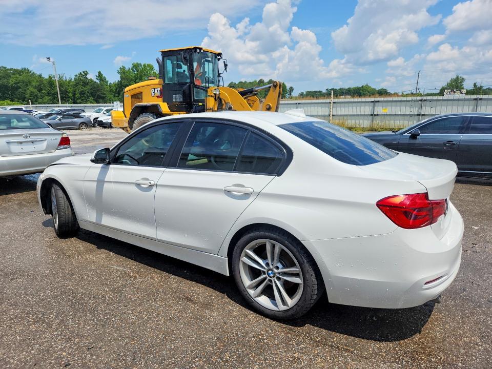 2017 BMW 3er VIN WBA8E1G57HNU15355 COPART salvage auction — FRONT END, Al - Cert Of Title-Salvage Title, sold $2,650 on 2026-07-09 (photo 2)