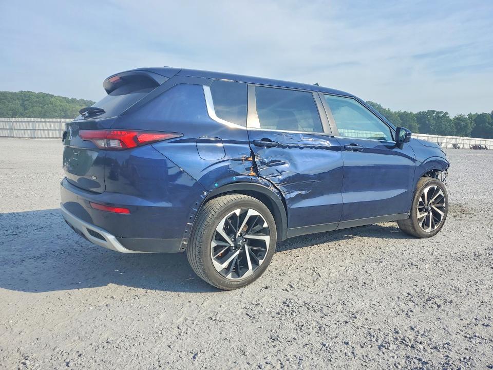 2024 Mitsubishi Outlander VIN JA4J3VA84RZ044793 COPART salvage auction — FRONT END, Sc - Dealer Only Clean Title, sold $10,500 on 2026-07-29 (photo 3)