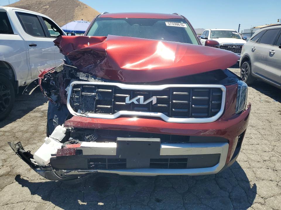 2023 Kia Telluride VIN 5XYP6DGC1PG366929 COPART salvage auction — FRONT END, Sc - Salvage Title, sold $6,100 on 2026-07-20 (photo 5)