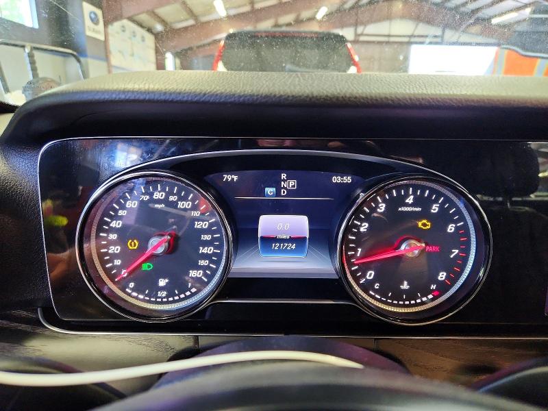 2017 Mercedes-benz E-class VIN WDDZF4KB8HA232885 COPART salvage auction — WATER/FLOOD, Fl - Certificate Of Title, sold $8,900 on 2026-07-27 (photo 9)