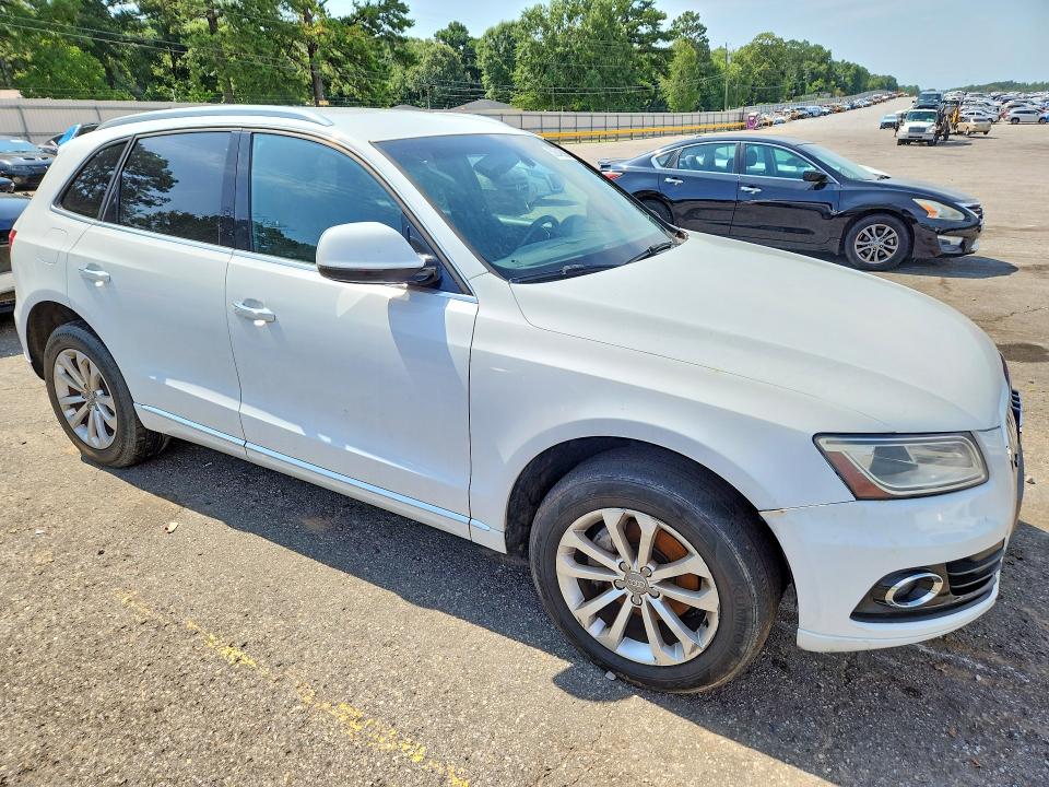 2015 Audi Q5 VIN WA1CFAFP6FA065454 COPART salvage auction — MINOR DENT/SCRATCHES, Al - Certificate Of Title, sold $1,300 on 2026-08-01 (photo 4)