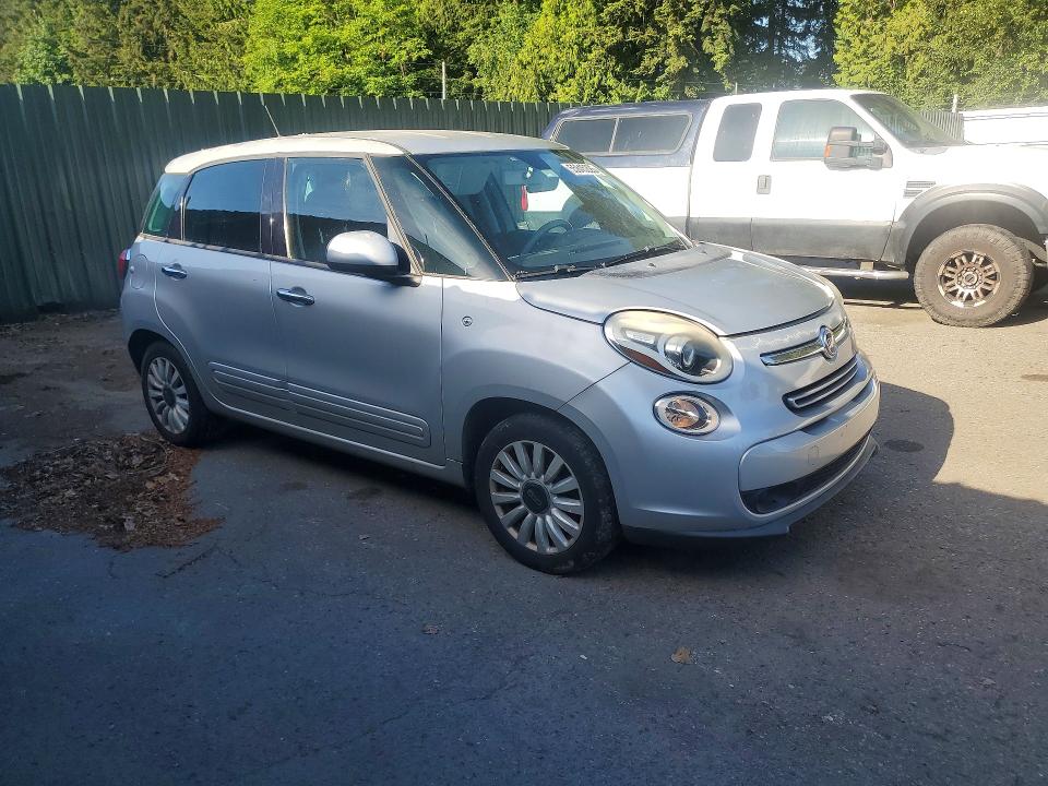 2014 Fiat 500 VIN ZFBCFABH4EZ028099 COPART salvage auction — FRONT END, Wa - Vehicle Cert Of Ownership-Titl, sold $275 on 2026-07-06 (photo 4)