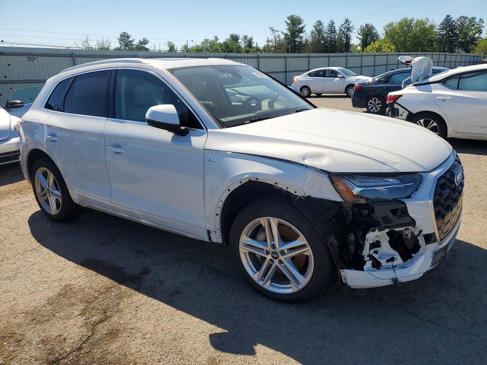 2021 Audi Q5 VIN WA1G2AFY8M2049334 COPART salvage auction — FRONT END, PA - CERT OF TITLE, sold $14,700 on 2026-07-07 (photo 4)