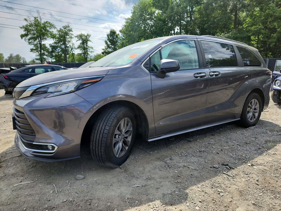 2023 Toyota Sienna VIN 5TDYSKFC0PS075752 COPART salvage auction — SIDE, Md - Cert Of Salvage > 75% Damage, sold $9,900 on 2026-07-14 (photo 1)