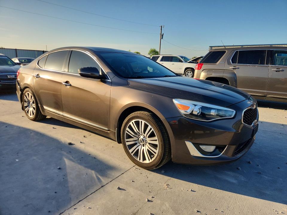 2014 Kia Cadenza VIN KNALN4D73E5160619 COPART salvage auction — REAR END, Tx - Salvage Vehicle Title, sold $1,350 on 2026-07-31 (photo 4)