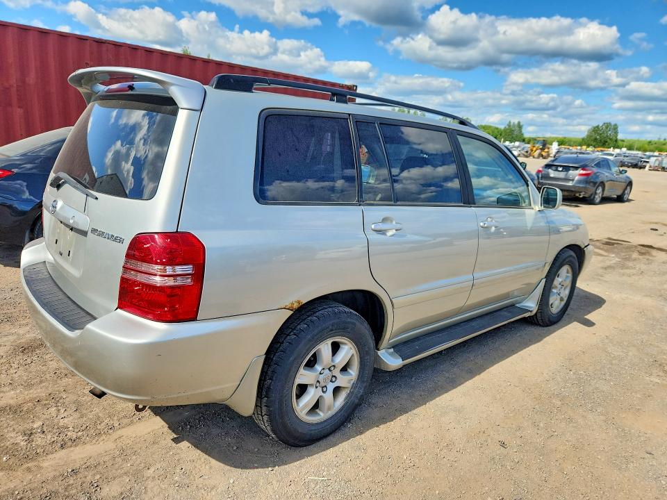 2003 Toyota Highlander VIN JTEHF21A330125014 COPART salvage auction — FRONT END, On - Permit No Brand - Unfit, sold $975 on 2026-07-16 (photo 3)
