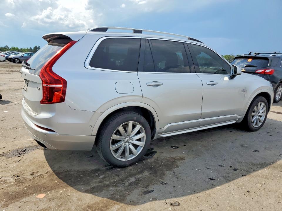 2018 Volvo Xc90 VIN YV4A22PK3J1325851 COPART salvage auction — MINOR DENT/SCRATCHES, Salvage Title, sold $6,900 on 2026-07-21 (photo 3)
