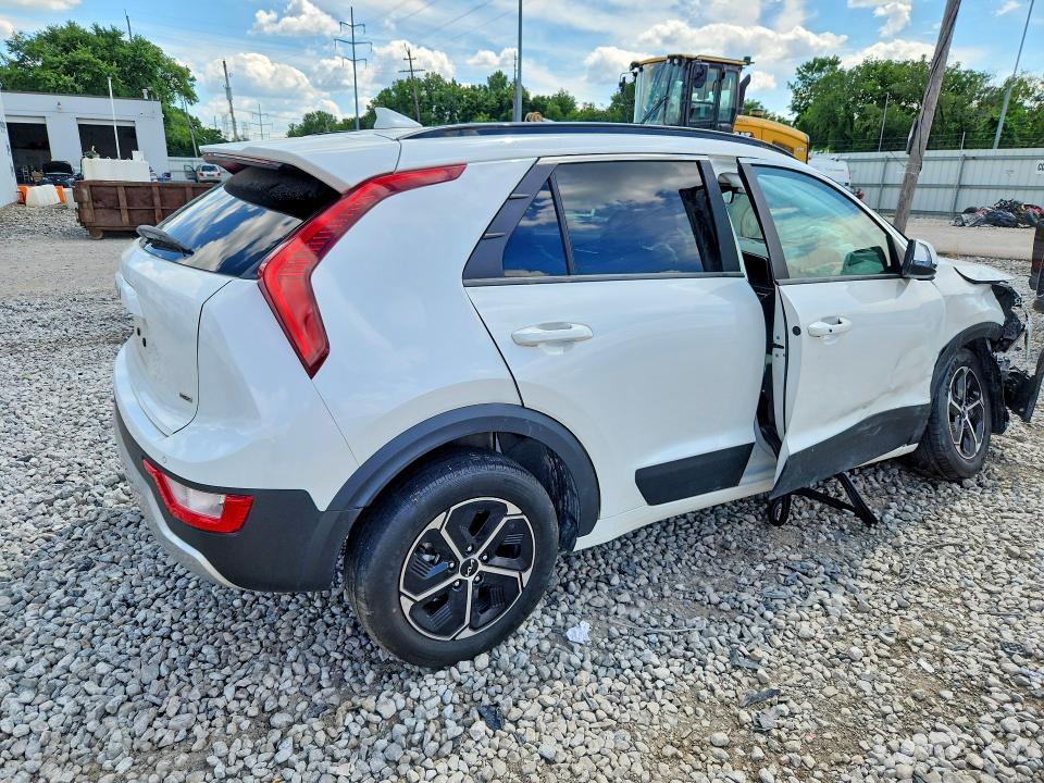 2024 Kia Niro VIN KNDCR3LE6R5136869 COPART salvage auction — FRONT END, Oh - Cert Of Title-Salvage, sold $6,000 on 2026-07-02 (photo 3)