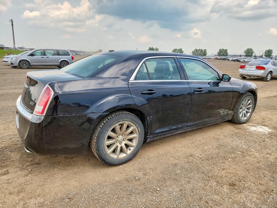 2014 Chrysler 300 VIN 2C3CCAAGXEH208044 COPART salvage auction — FRAME DAMAGE, Ab - Bos - Salvage, sold $650 on 2026-07-21 (photo 3)