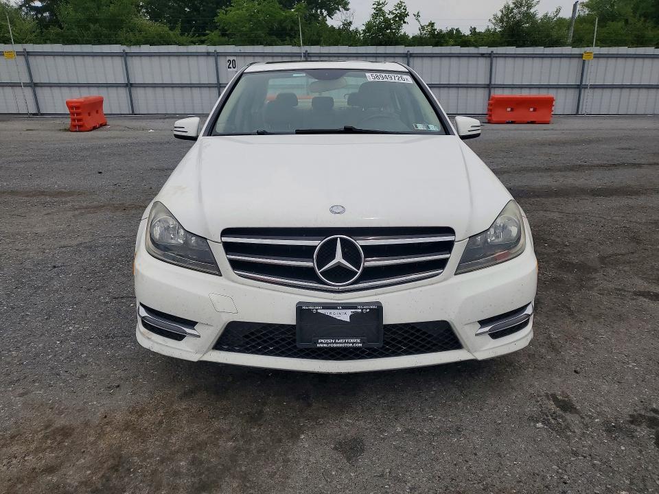 2014 Mercedes-benz VIN WDDGF8AB9EA934323 COPART salvage auction — WATER/FLOOD, Pa - Cert Of Salvage-W=Flood Veh, sold $1,100 on 2026-07-14 (photo 5)